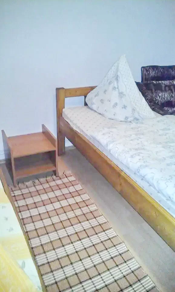 Praid Cazare | Sat de vacanță (K0299-6) Imaginea poate fi supusă drepturilor de autor. Se recomandă contactarea titularului drepturilor.