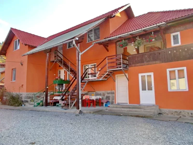 Praid Cazare | Sat de vacanță (K0299-19) Imaginea poate fi supusă drepturilor de autor. Se recomandă contactarea titularului drepturilor.