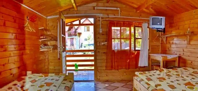 Praid Cazare | Motel (K0300-22) Imaginea poate fi supusă drepturilor de autor. Se recomandă contactarea titularului drepturilor.