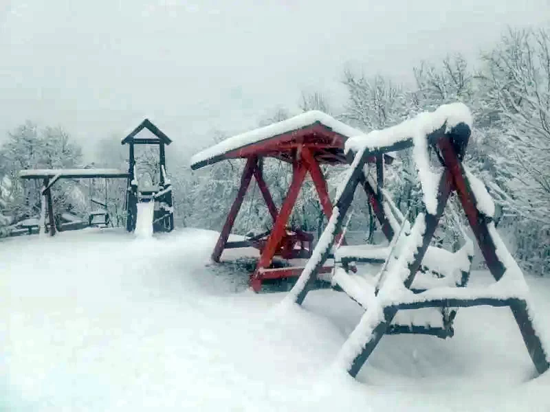 Praid Cazare | Sat de vacanță (K0301-17) Imaginea poate fi supusă drepturilor de autor. Se recomandă contactarea titularului drepturilor.