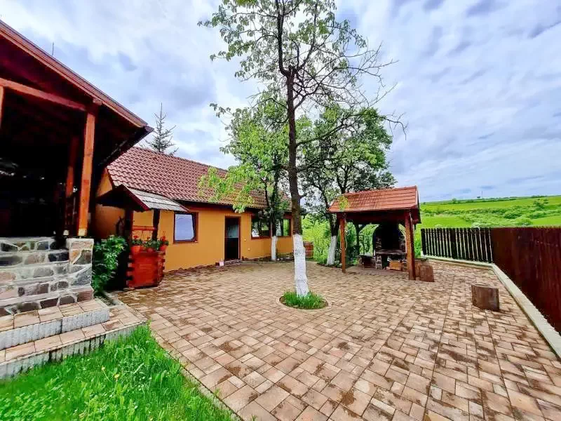 Praid Cazare | Motel (K0302-10) Imaginea poate fi supusă drepturilor de autor. Se recomandă contactarea titularului drepturilor.