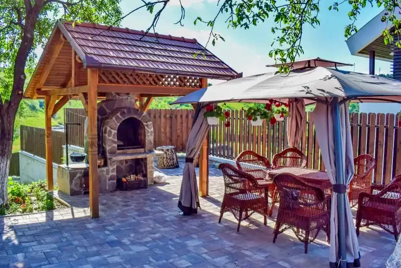 Praid Cazare | Motel (K0302-19) Imaginea poate fi supusă drepturilor de autor. Se recomandă contactarea titularului drepturilor.