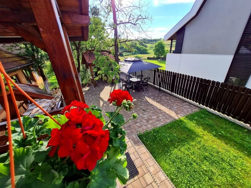 Praid Cazare | Motel (K0302-28) Imaginea poate fi supusă drepturilor de autor. Se recomandă contactarea titularului drepturilor.