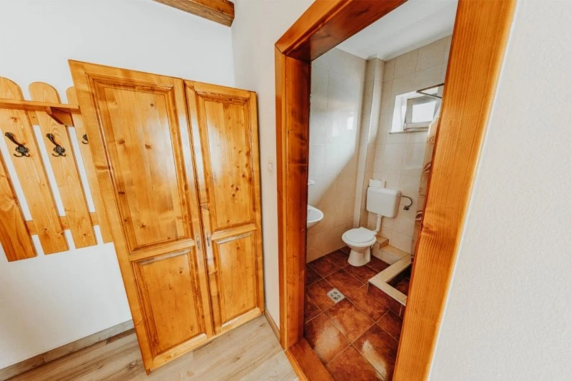 Praid Cazare | Cabană (K0303-19) Imaginea poate fi supusă drepturilor de autor. Se recomandă contactarea titularului drepturilor.