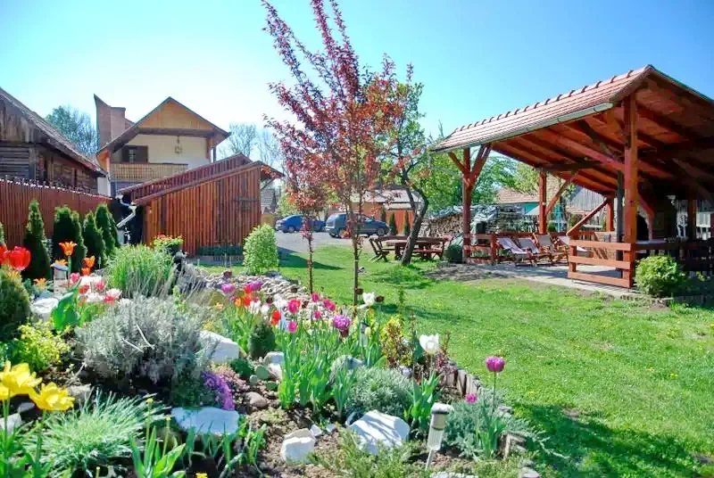 Praid Cazare | Motel (K0304-1) Imaginea poate fi supusă drepturilor de autor. Se recomandă contactarea titularului drepturilor.