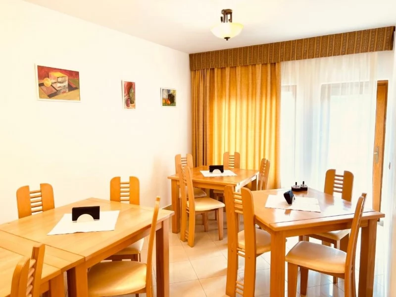 Parajd Szállás | Motel (K0312-1) A kép szerzői jogvédelem alatt állhat. Javasolt a kapcsolatfelvétel a jog tulajdonossal.