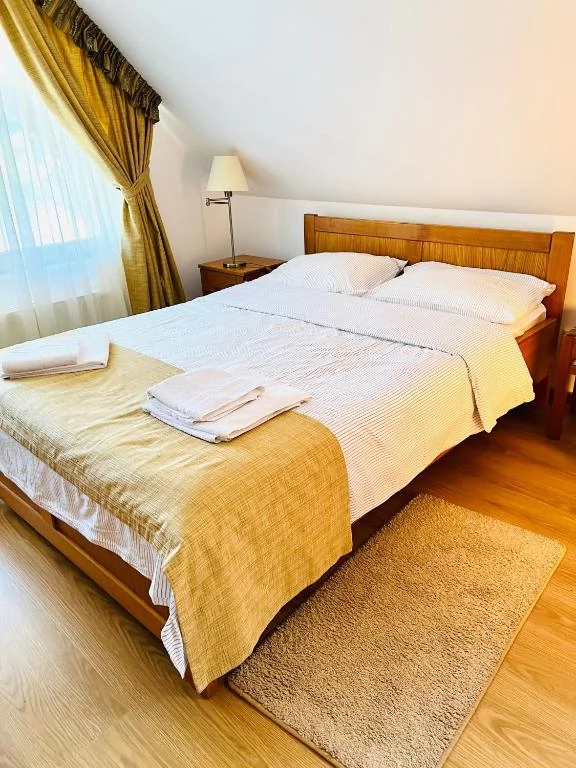 Parajd Szállás | Motel (K0312-8) A kép szerzői jogvédelem alatt állhat. Javasolt a kapcsolatfelvétel a jog tulajdonossal.