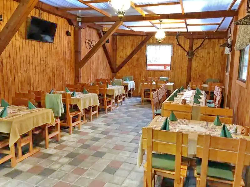 Praid Cazare | Motel (K0314-1) Imaginea poate fi supusă drepturilor de autor. Se recomandă contactarea titularului drepturilor.