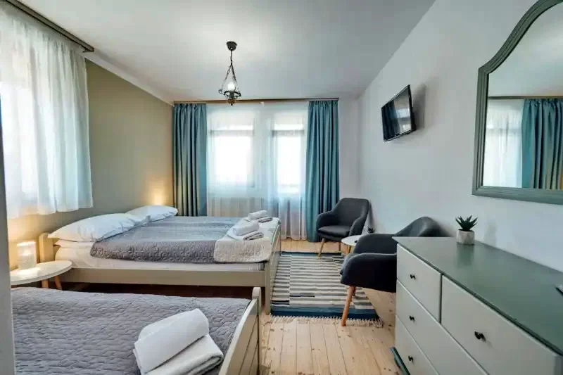 Praid Cazare | Motel (K0366-27) Imaginea poate fi supusă drepturilor de autor. Se recomandă contactarea titularului drepturilor.