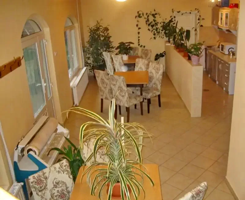 Parajd Szállás | Motel (K0368-3) A kép szerzői jogvédelem alatt állhat. Javasolt a kapcsolatfelvétel a jog tulajdonossal.