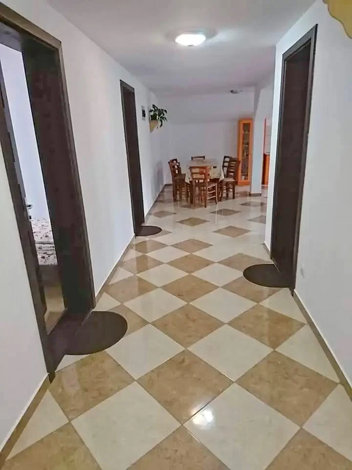 Parajd Szállás | Motel (K0397-24) A kép szerzői jogvédelem alatt állhat. Javasolt a kapcsolatfelvétel a jog tulajdonossal.