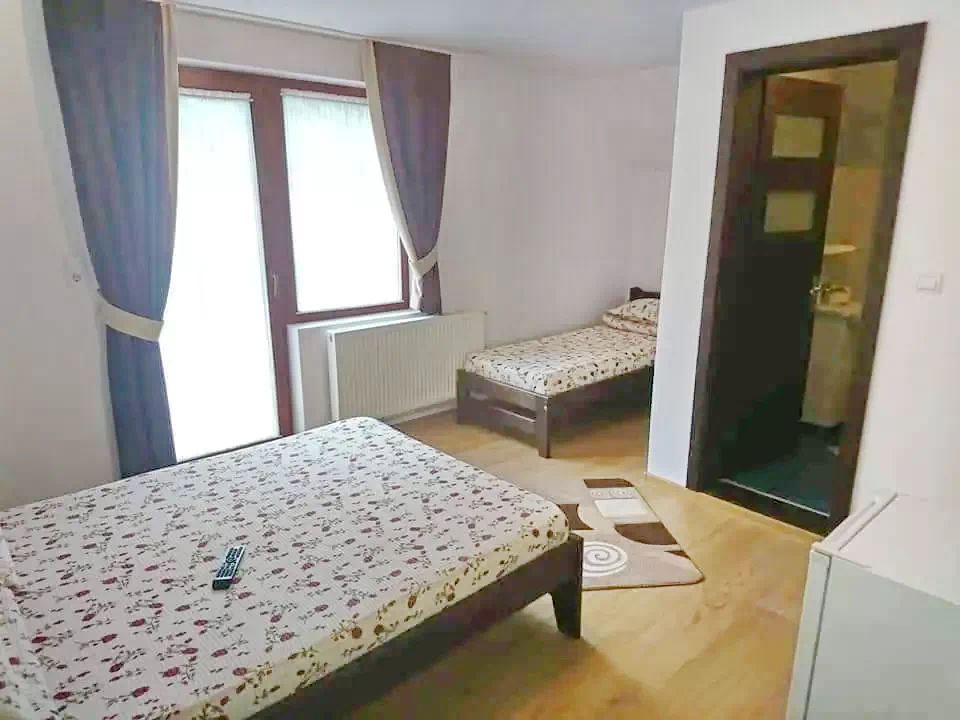 Parajd Szállás | Motel (K0397-25) A kép szerzői jogvédelem alatt állhat. Javasolt a kapcsolatfelvétel a jog tulajdonossal.