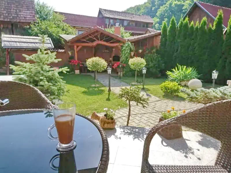 Parajd Szállás | Motel (K0397-34) A kép szerzői jogvédelem alatt állhat. Javasolt a kapcsolatfelvétel a jog tulajdonossal.