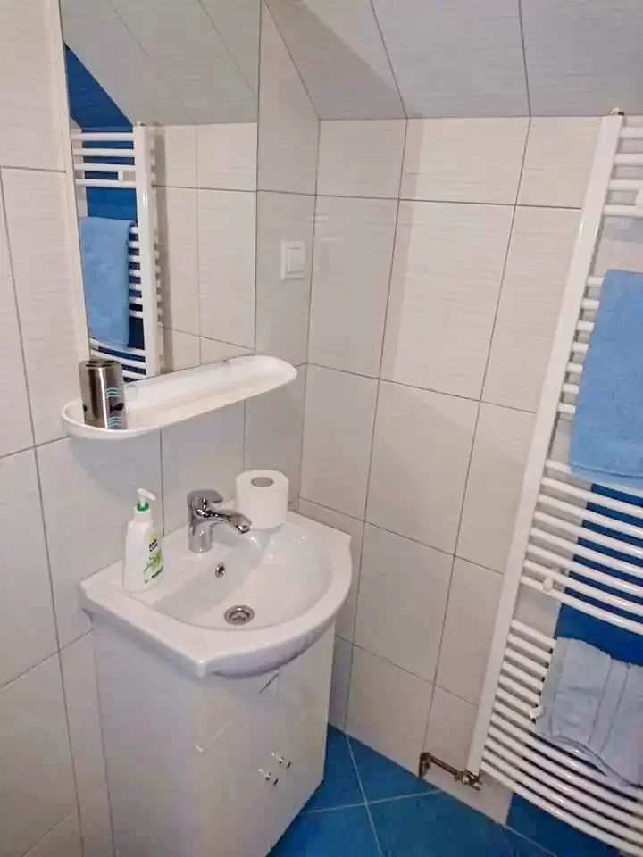 Parajd Szállás | Motel (K0397-42) A kép szerzői jogvédelem alatt állhat. Javasolt a kapcsolatfelvétel a jog tulajdonossal.