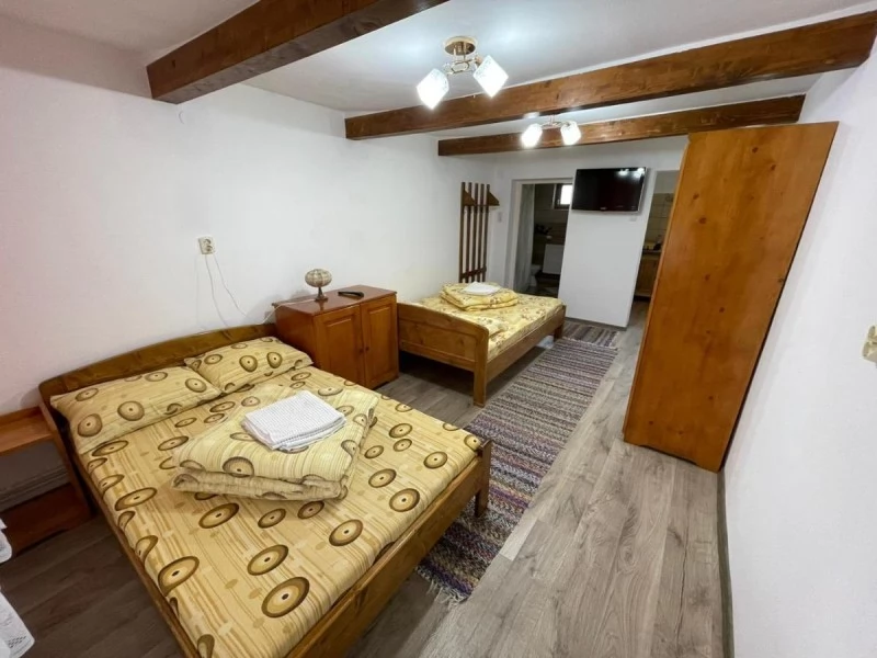 Parajd Szállás | Motel (K0710-10) A kép szerzői jogvédelem alatt állhat. Javasolt a kapcsolatfelvétel a jog tulajdonossal.