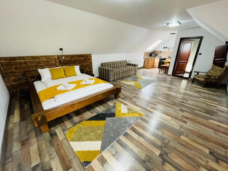 Praid Cazare | Motel (K0710-38) Imaginea poate fi supusă drepturilor de autor. Se recomandă contactarea titularului drepturilor.