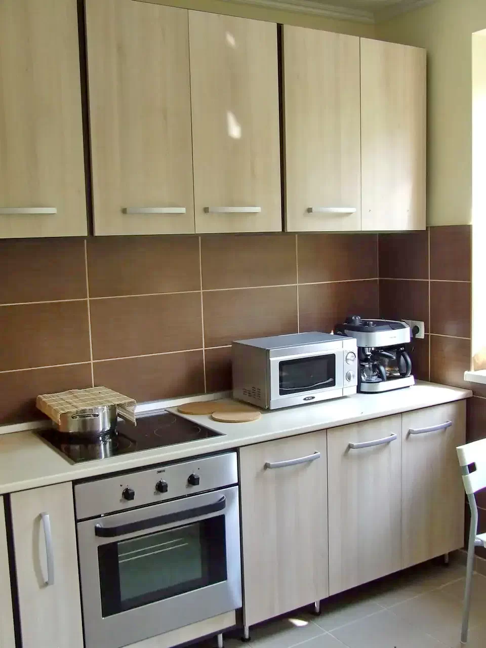 Praid Cazare | Motel (K0742-3) Imaginea poate fi supusă drepturilor de autor. Se recomandă contactarea titularului drepturilor.