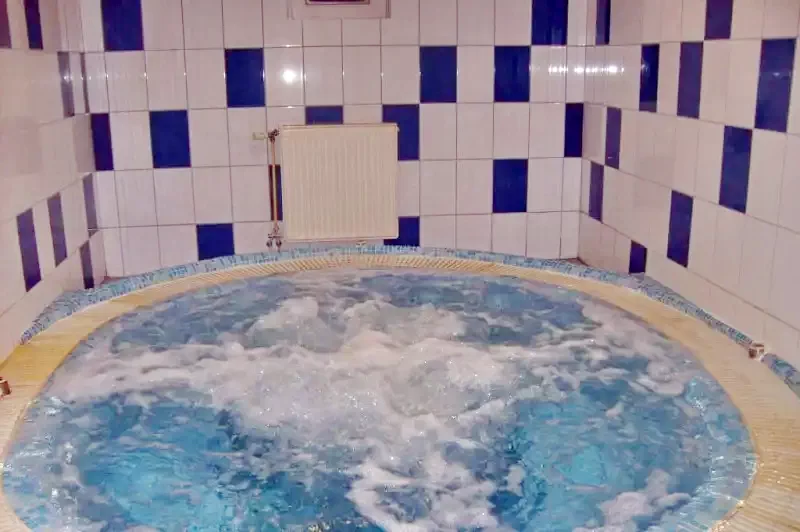 Parajd Szállás | Motel (K0762-1) A kép szerzői jogvédelem alatt állhat. Javasolt a kapcsolatfelvétel a jog tulajdonossal.