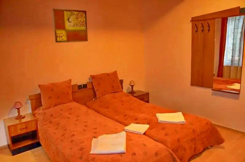 Parajd Szállás | Motel (K0762-24) A kép szerzői jogvédelem alatt állhat. Javasolt a kapcsolatfelvétel a jog tulajdonossal.