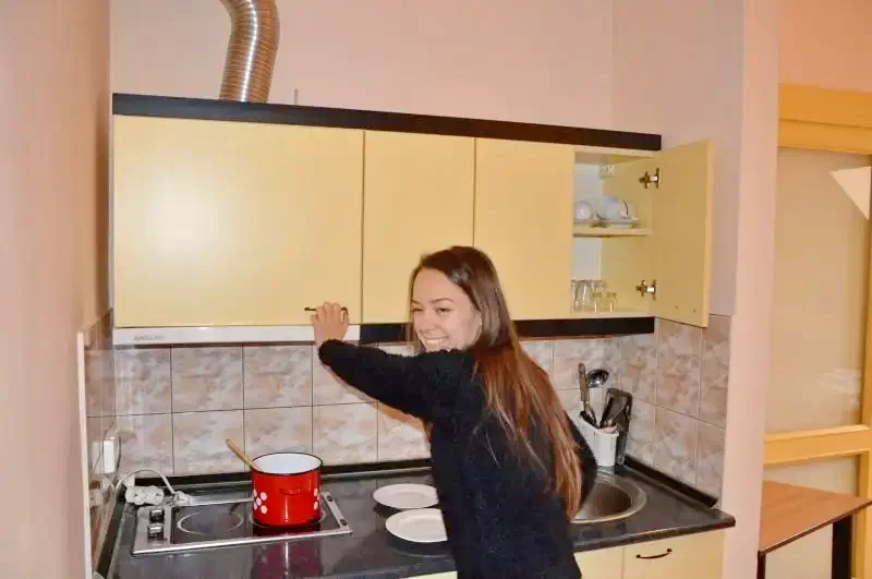 Praid Cazare | Motel (K0762-32) Imaginea poate fi supusă drepturilor de autor. Se recomandă contactarea titularului drepturilor.