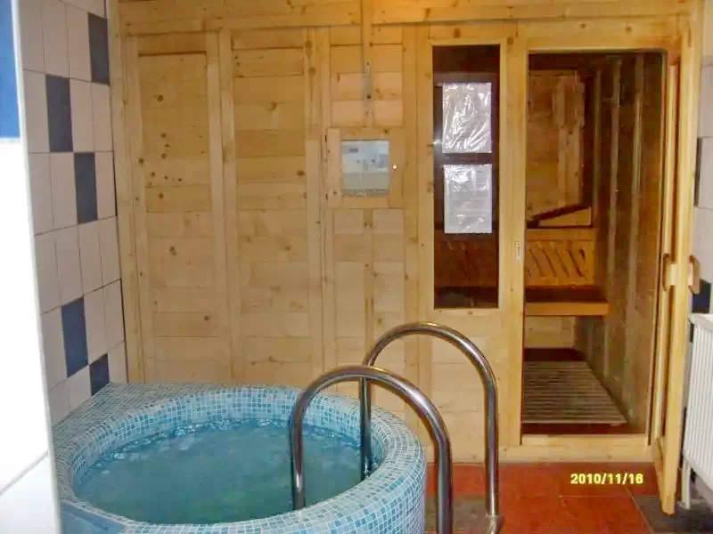 Parajd Szállás | Motel (K0762-42) A kép szerzői jogvédelem alatt állhat. Javasolt a kapcsolatfelvétel a jog tulajdonossal.