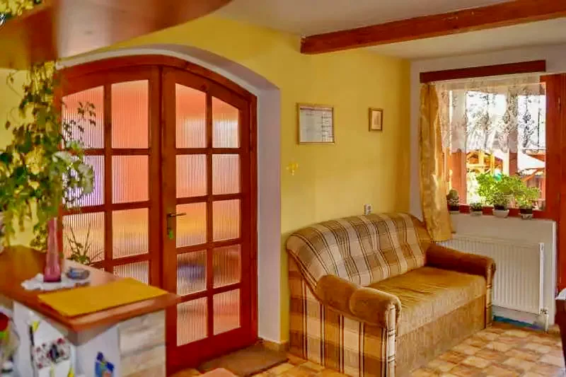 Parajd Szállás | Motel (K0766-13) A kép szerzői jogvédelem alatt állhat. Javasolt a kapcsolatfelvétel a jog tulajdonossal.