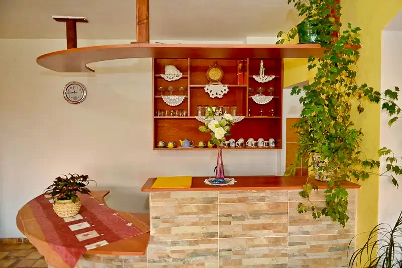 Parajd Szállás | Panzió (K0766-14) A kép szerzői jogvédelem alatt állhat. Javasolt a kapcsolatfelvétel a jog tulajdonossal.