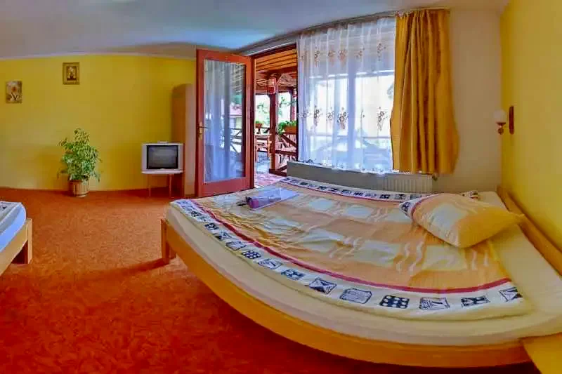 Praid Cazare | Motel (K0766-22) Imaginea poate fi supusă drepturilor de autor. Se recomandă contactarea titularului drepturilor.