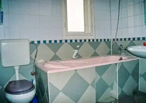 Parajd Szállás | Üdülőfalu (K0826-11) A kép szerzői jogvédelem alatt állhat. Javasolt a kapcsolatfelvétel a jog tulajdonossal.