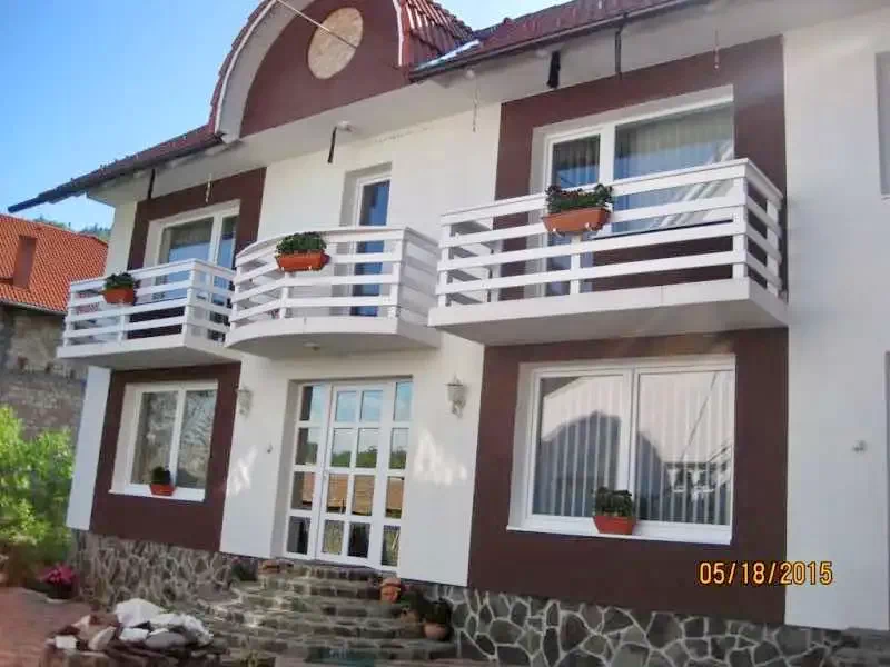 Praid Cazare | Motel (K0971-1) Imaginea poate fi supusă drepturilor de autor. Se recomandă contactarea titularului drepturilor.