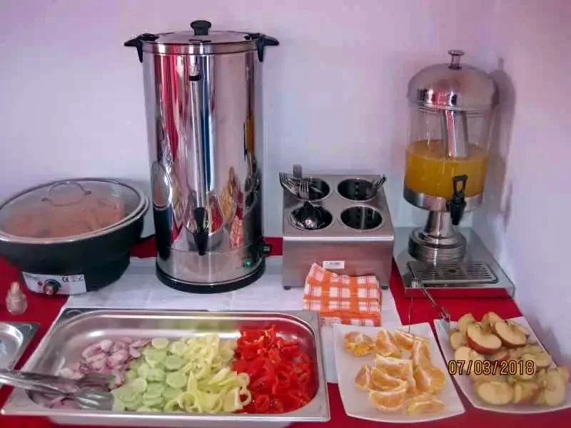 Praid Cazare | Motel (K0971-14) Imaginea poate fi supusă drepturilor de autor. Se recomandă contactarea titularului drepturilor.