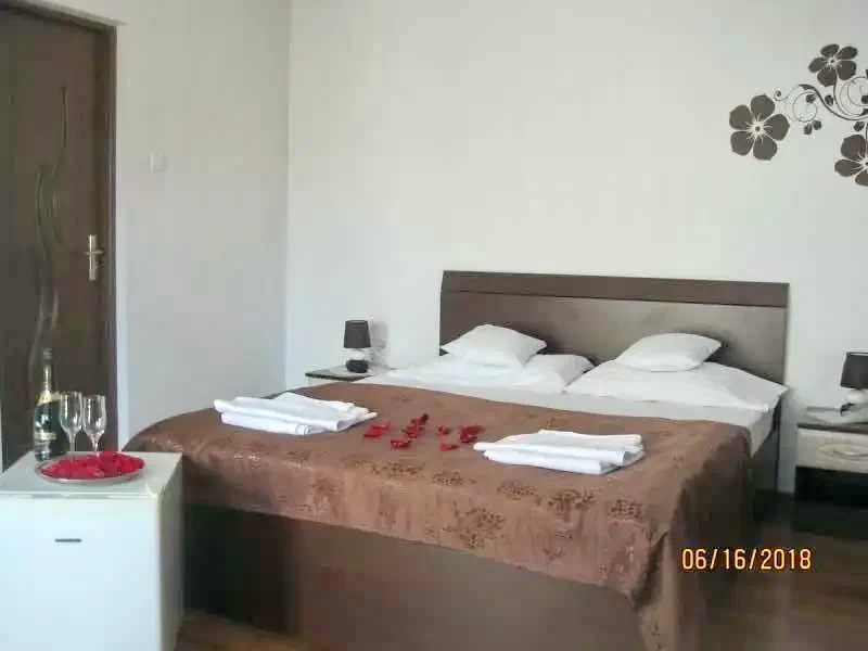 Parajd Szállás | Panzió (K0971-16) A kép szerzői jogvédelem alatt állhat. Javasolt a kapcsolatfelvétel a jog tulajdonossal.