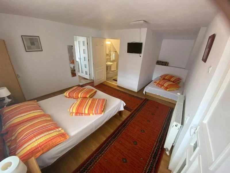 Praid Cazare | Motel (K0975-25) Imaginea poate fi supusă drepturilor de autor. Se recomandă contactarea titularului drepturilor.