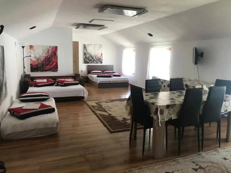 Parajd Szállás | Motel (K0975-27) A kép szerzői jogvédelem alatt állhat. Javasolt a kapcsolatfelvétel a jog tulajdonossal.