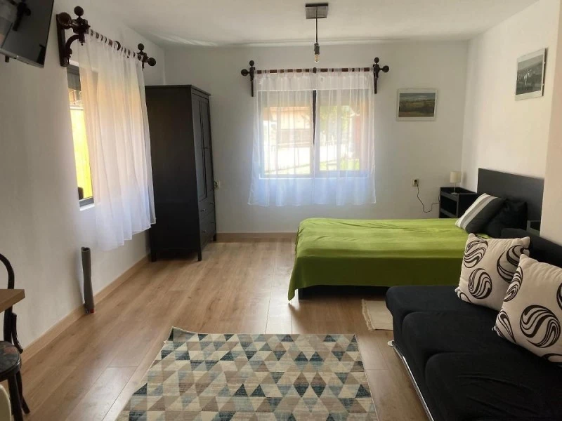 Praid Cazare | Motel (K0975-38) Imaginea poate fi supusă drepturilor de autor. Se recomandă contactarea titularului drepturilor.