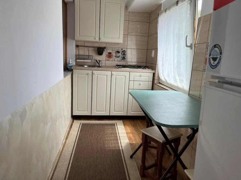 Praid Cazare | Motel (K0975-56) Imaginea poate fi supusă drepturilor de autor. Se recomandă contactarea titularului drepturilor.