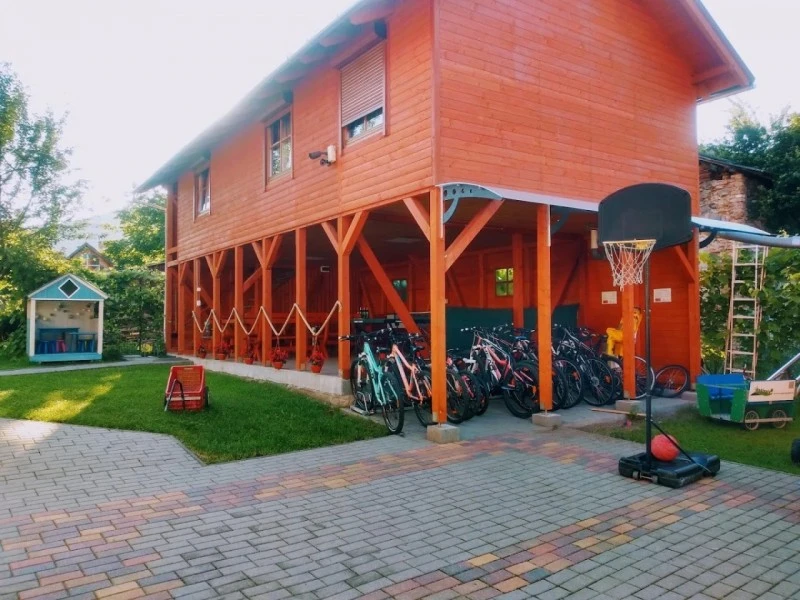 Praid Cazare | Motel (K0975-75) Imaginea poate fi supusă drepturilor de autor. Se recomandă contactarea titularului drepturilor.