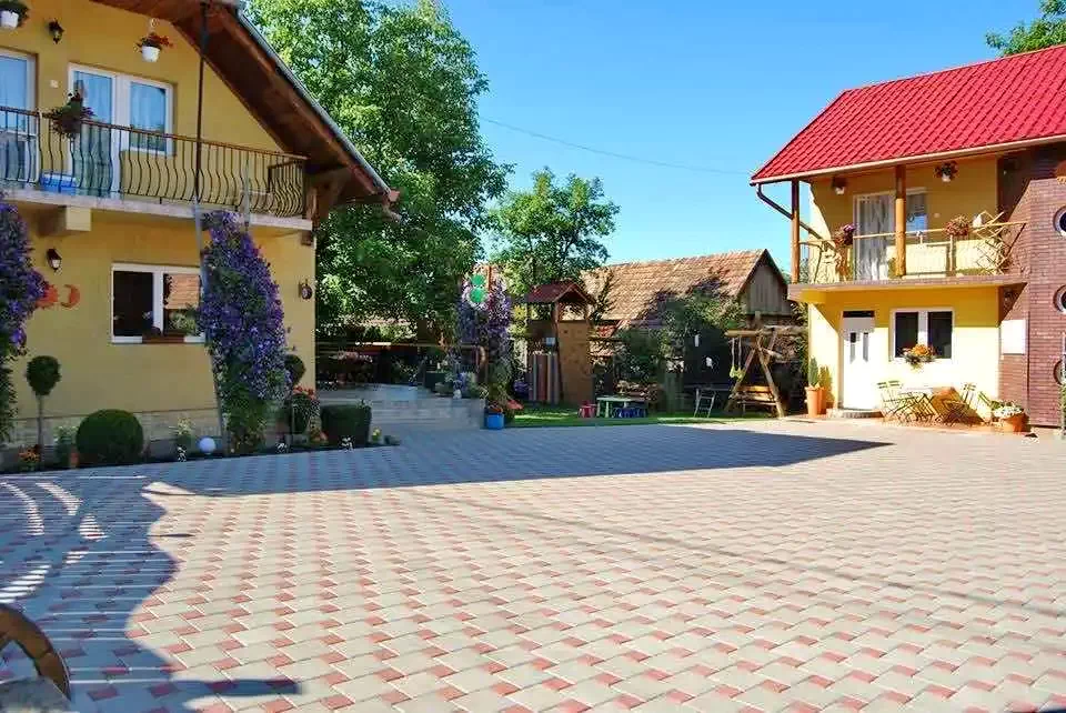 Parajd Szállás | Panzió (K0976-1) A kép szerzői jogvédelem alatt állhat. Javasolt a kapcsolatfelvétel a jog tulajdonossal.