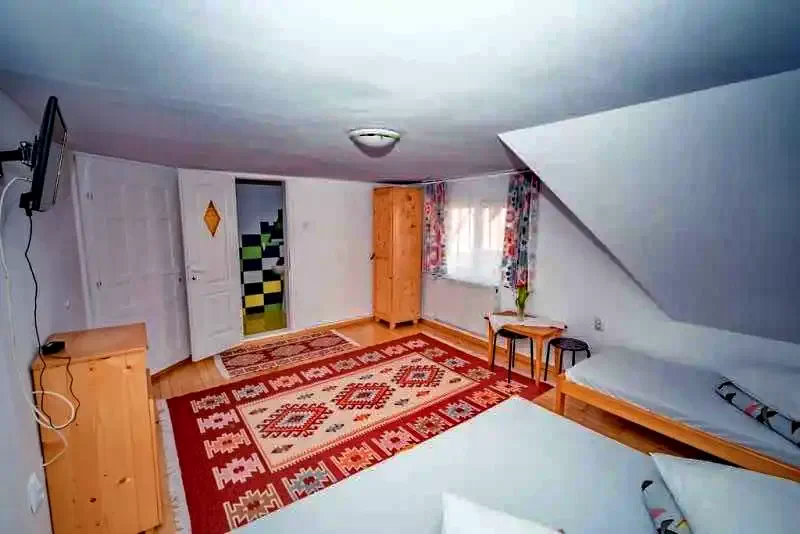 Parajd Szállás | Motel (K0976-39) A kép szerzői jogvédelem alatt állhat. Javasolt a kapcsolatfelvétel a jog tulajdonossal.