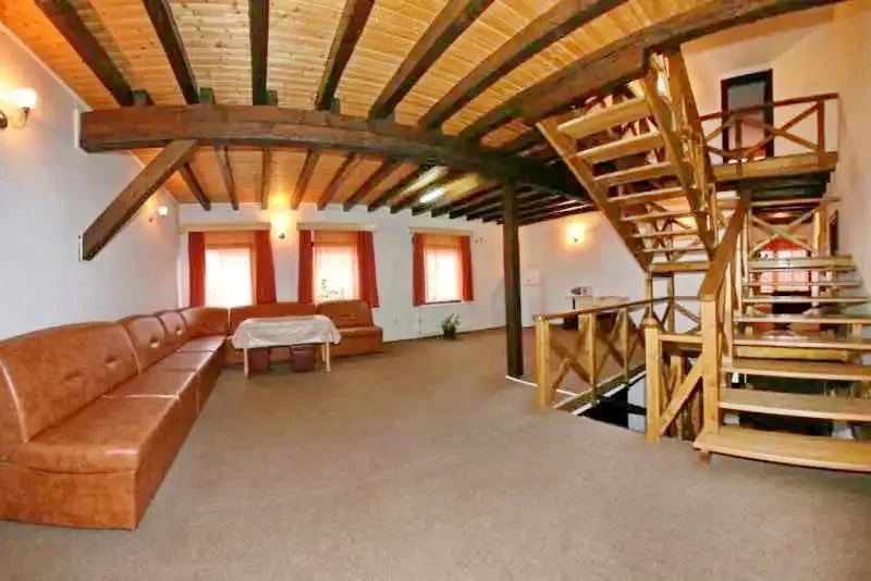 Praid Cazare | Motel (K0977-5) Imaginea poate fi supusă drepturilor de autor. Se recomandă contactarea titularului drepturilor.