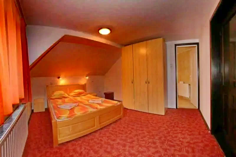 Parajd Szállás | Motel (K0977-19) A kép szerzői jogvédelem alatt állhat. Javasolt a kapcsolatfelvétel a jog tulajdonossal.