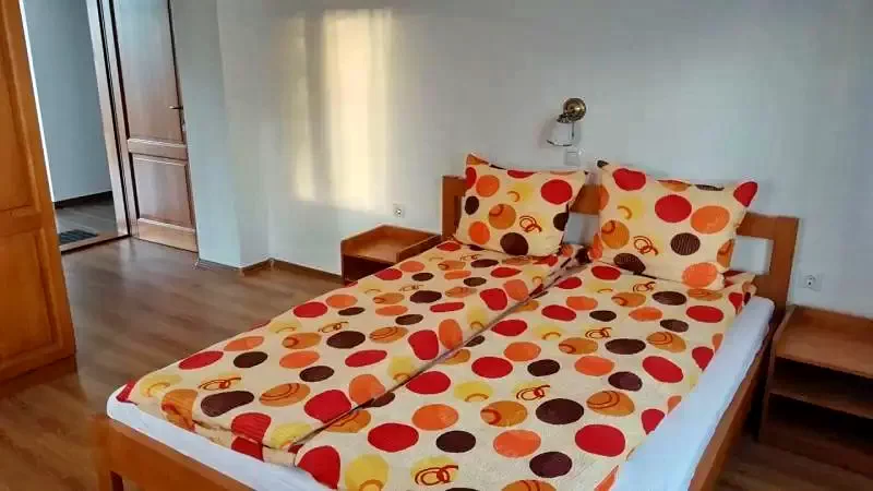 Parajd Szállás | Üdülőfalu (K1120-3) A kép szerzői jogvédelem alatt állhat. Javasolt a kapcsolatfelvétel a jog tulajdonossal.