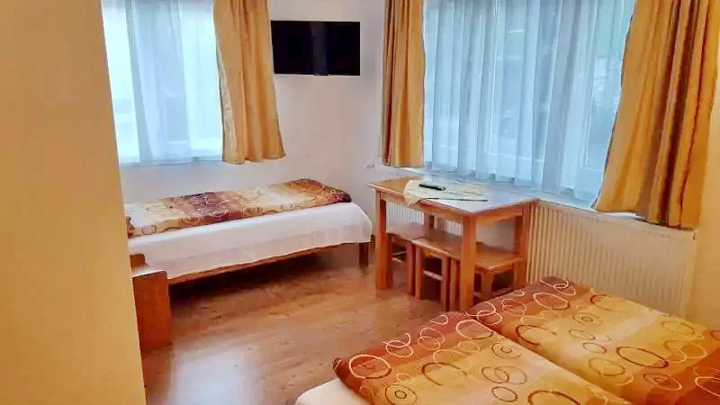 Praid Cazare | Sat de vacanță (K1120-9) Imaginea poate fi supusă drepturilor de autor. Se recomandă contactarea titularului drepturilor.