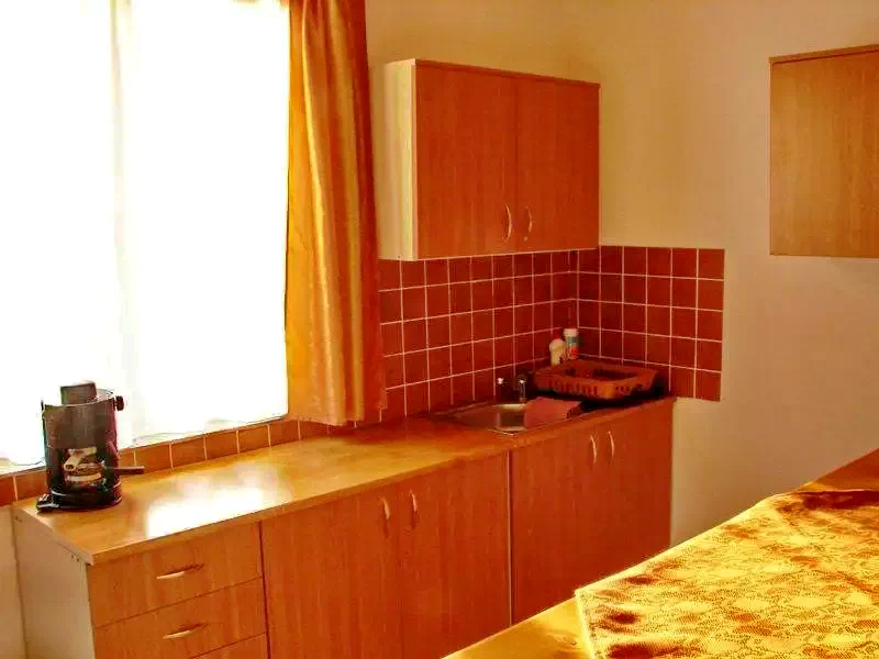 Parajd Szállás | Panzió (K1130-4) A kép szerzői jogvédelem alatt állhat. Javasolt a kapcsolatfelvétel a jog tulajdonossal.