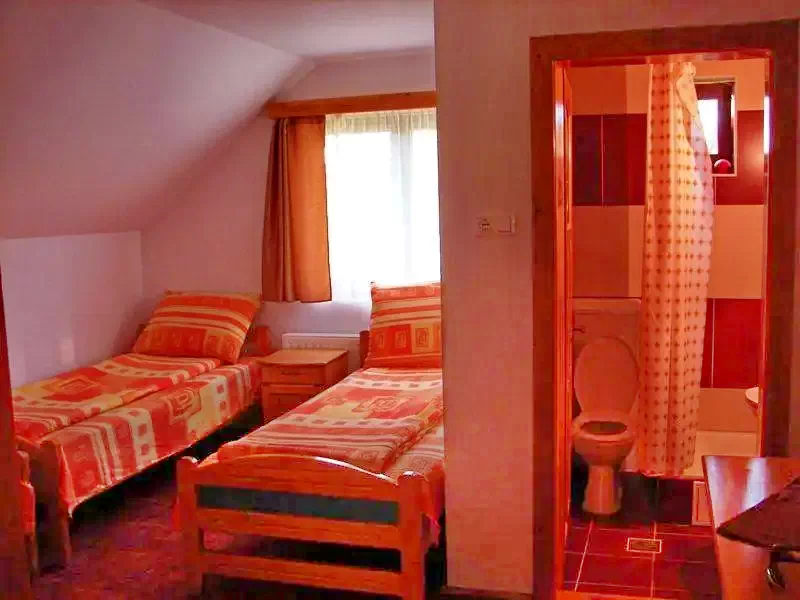 Parajd Szállás | Motel (K1130-13) A kép szerzői jogvédelem alatt állhat. Javasolt a kapcsolatfelvétel a jog tulajdonossal.