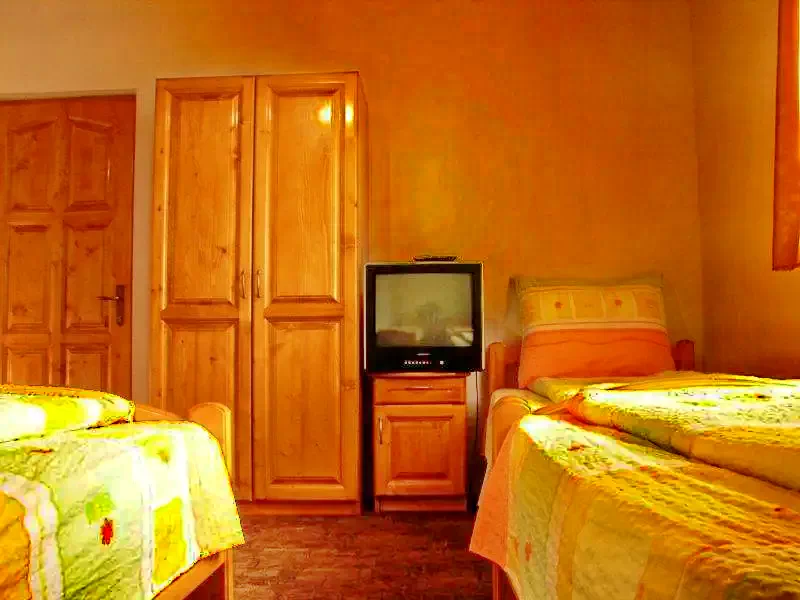 Parajd Szállás | Motel (K1130-14) A kép szerzői jogvédelem alatt állhat. Javasolt a kapcsolatfelvétel a jog tulajdonossal.