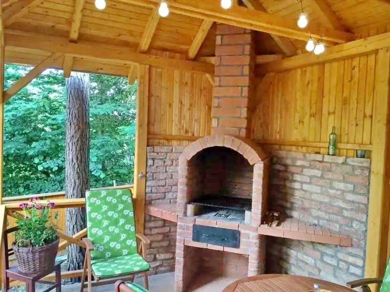 Praid Cazare | Sat de vacanță (K1213-17) Imaginea poate fi supusă drepturilor de autor. Se recomandă contactarea titularului drepturilor.