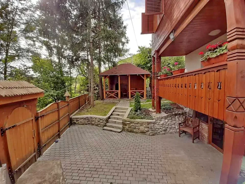 Praid Cazare | Cabană (K1213-24) Imaginea poate fi supusă drepturilor de autor. Se recomandă contactarea titularului drepturilor.