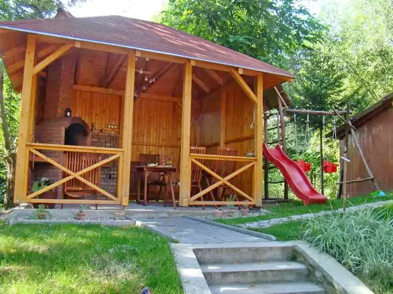 Praid Cazare | Cabană (K1213-25) Imaginea poate fi supusă drepturilor de autor. Se recomandă contactarea titularului drepturilor.