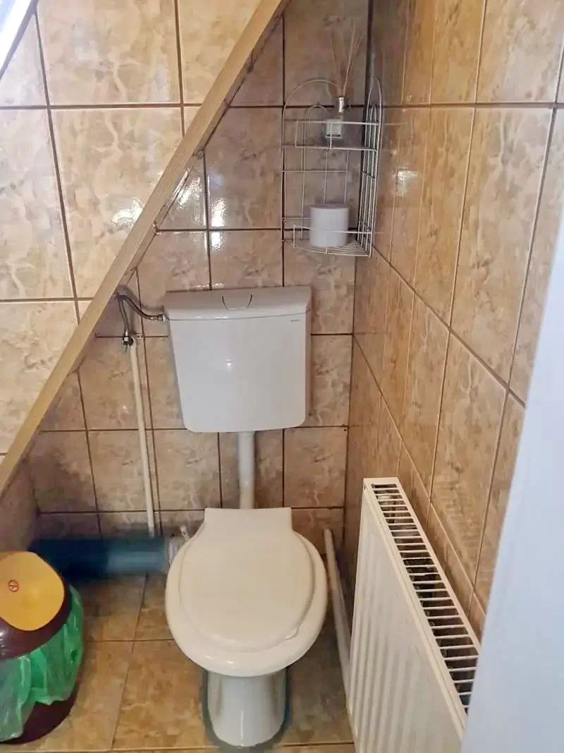 Praid Cazare | Motel (K1363-19) Imaginea poate fi supusă drepturilor de autor. Se recomandă contactarea titularului drepturilor.